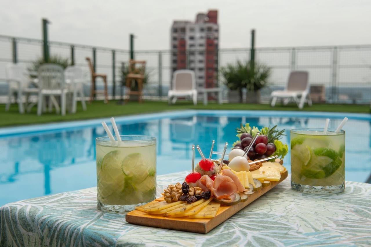 Hotel Cecilia Асунсион Екстериор снимка