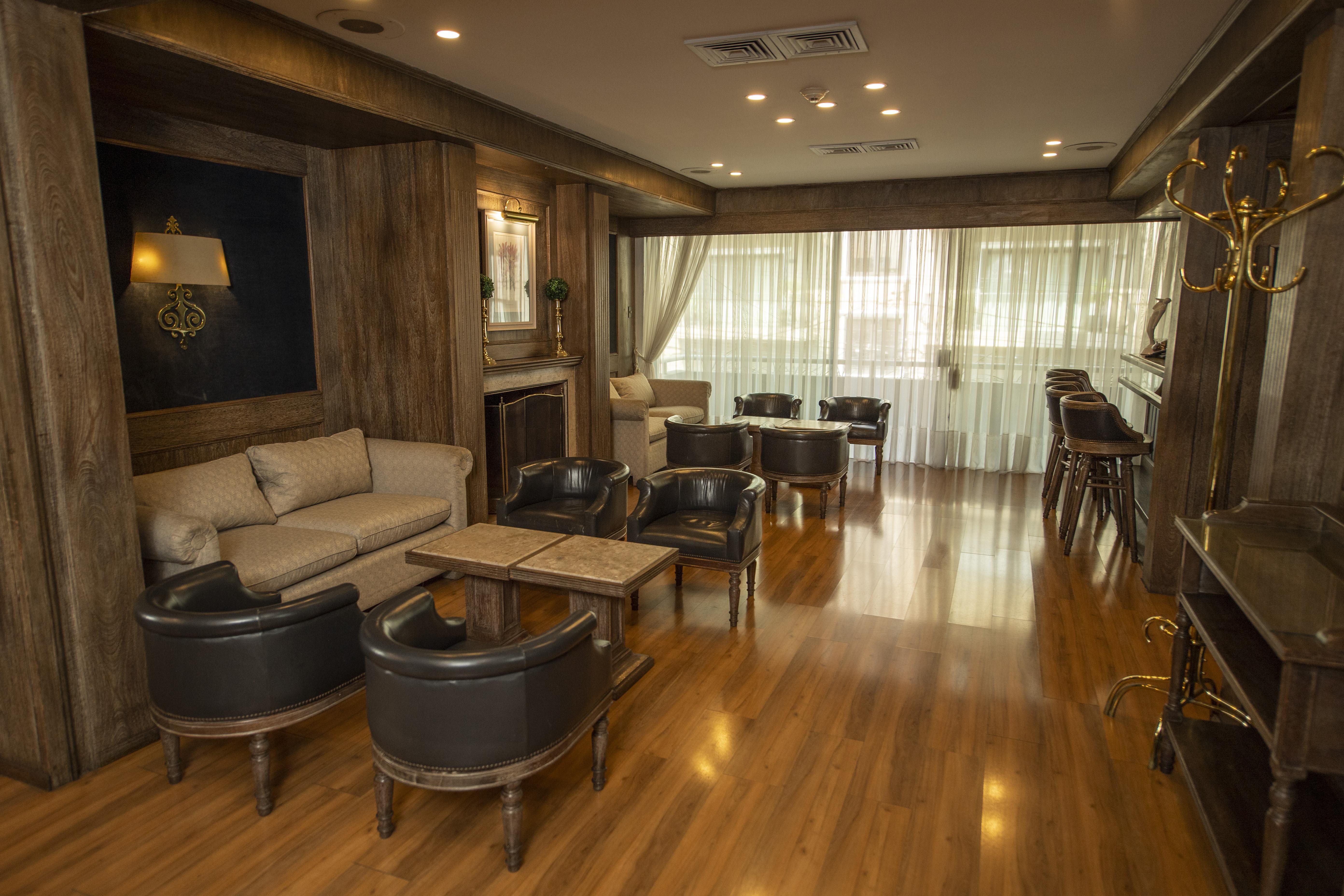 Hotel Cecilia Асунсион Екстериор снимка